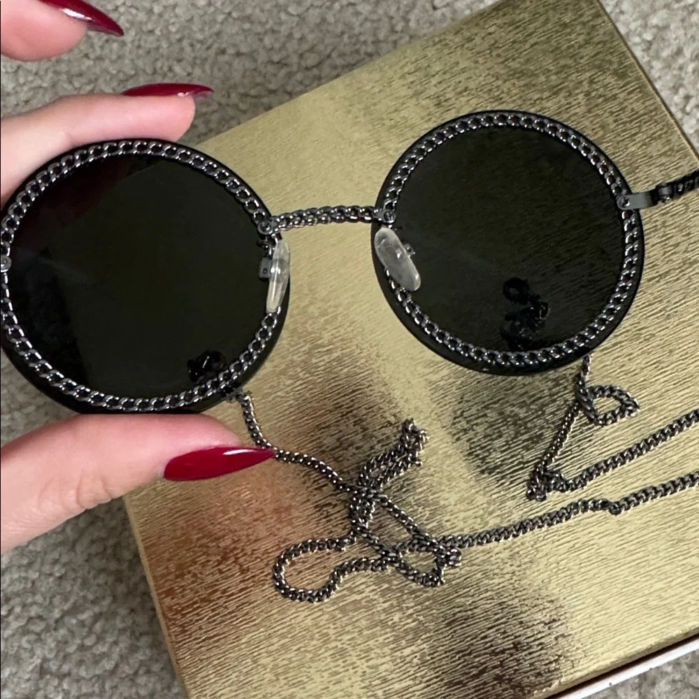 Chanel Women's Round-shape 4245
Sunglasses Black Coco Eyewear Frame With Chain - Picture 6 of 12